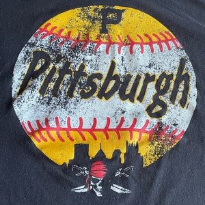 Vintage delta pro weight tag Pittsburg pirates tee